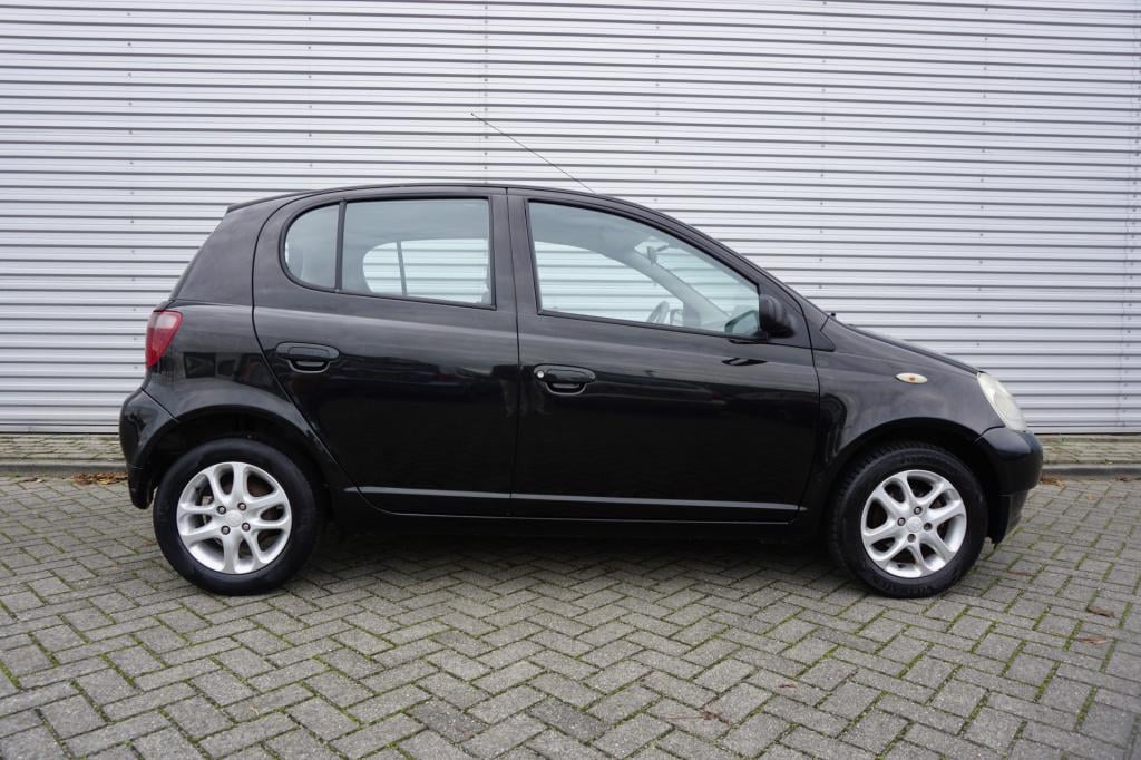 Toyota Yaris 1.0-16v vvt-i luna