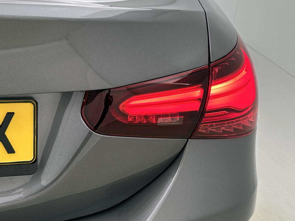 Mercedes-Benz A-Klasse 250 e business solution amg amg line | night pakket 