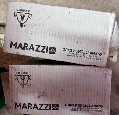 Marazzi tegels zwart