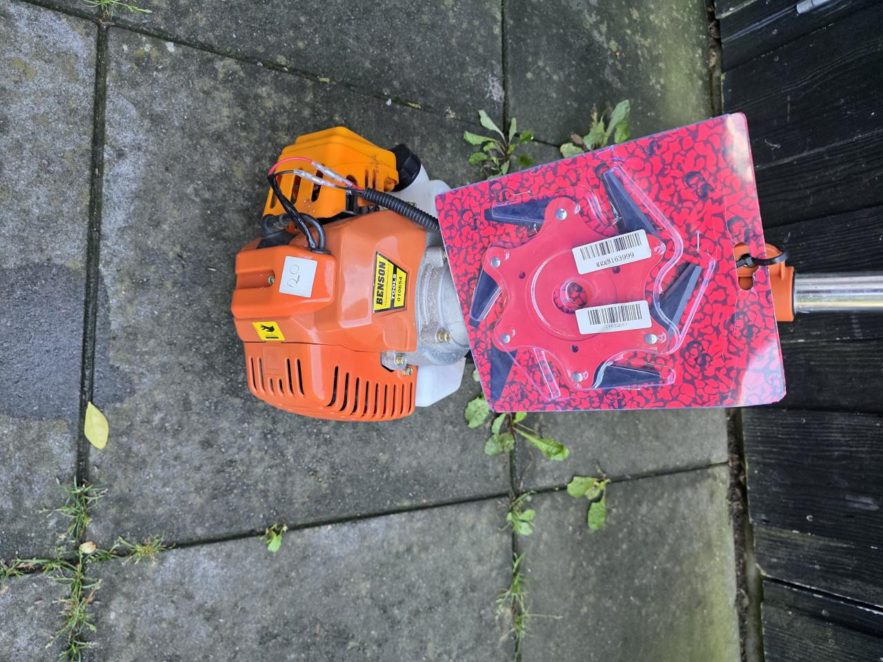 Te koop benzine grasmaaier