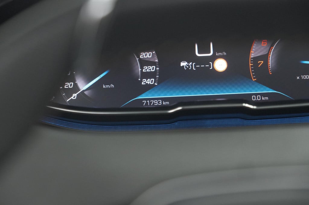 Peugeot 3008 1.6 puretech 180 gt | panoramadak | adaptieve cruise control |