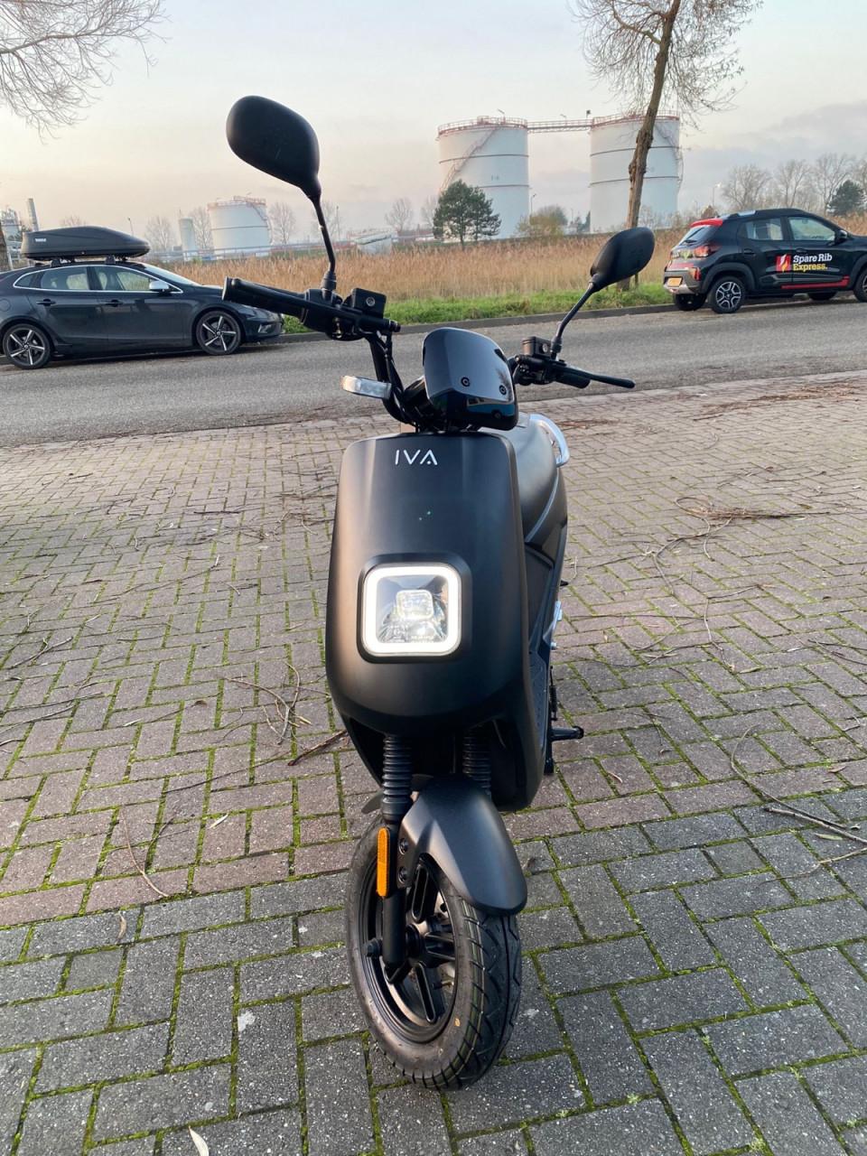 IVA E-Go snorscooter - Zo goed als nieuw, slechts 3 km!