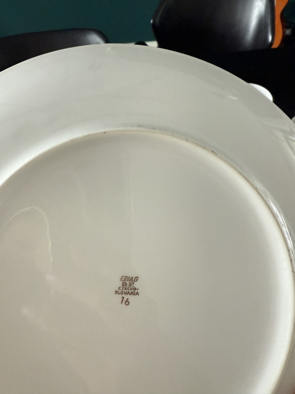12-delig servies gouden rand en roze roosjes epiag D.F. Czecho slovakia