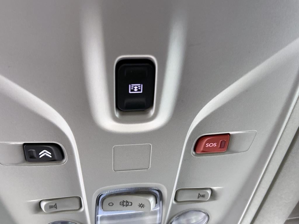 Citroen Berlingo 110 pk feel | rijklaar | trekhaak | parkeersensoren achter