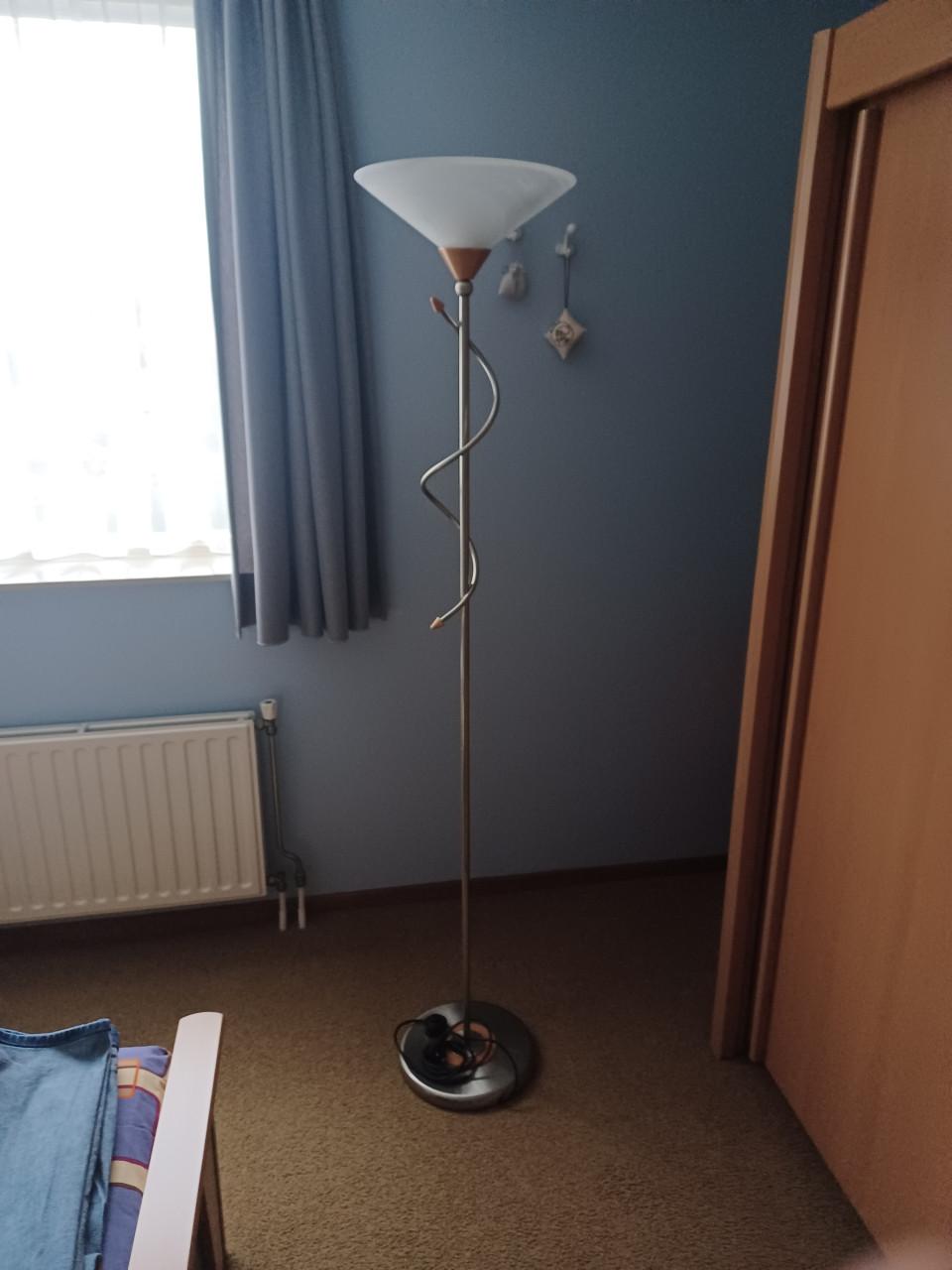 Hanglamp en staande lamp
