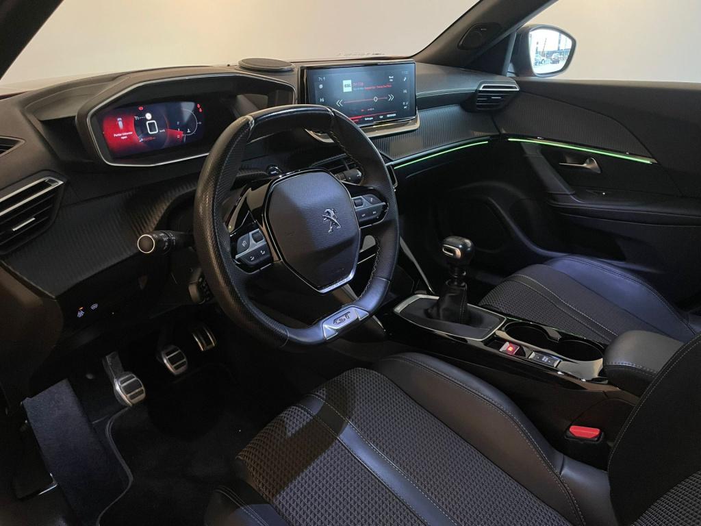 Peugeot 2008 1.2 puretech gt-line