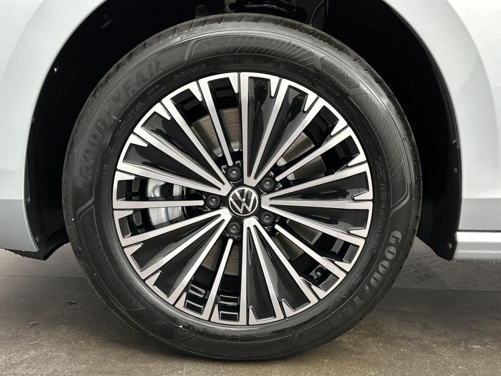 Volkswagen Passat variant 1.5 ehybrid elegance business dsg6 204pk