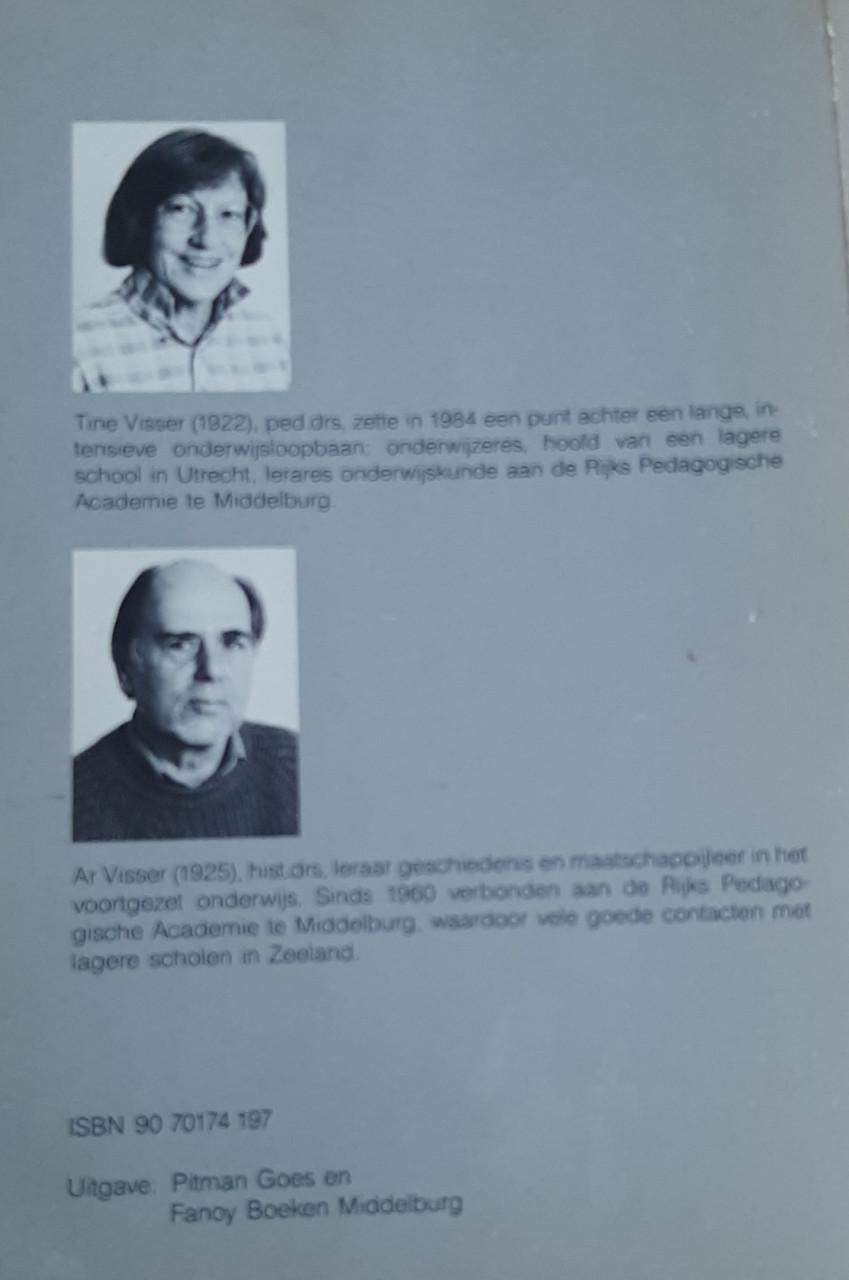 Zeeland in de oorlog 1940 – 1945, door Tine Visser en Ar Visser