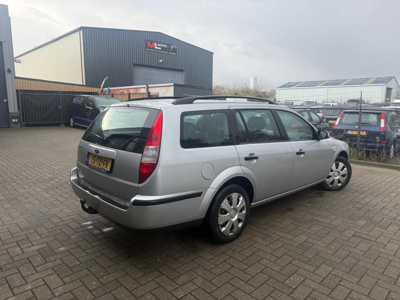 Ford Mondeo Wagon 1.8-16V Champion