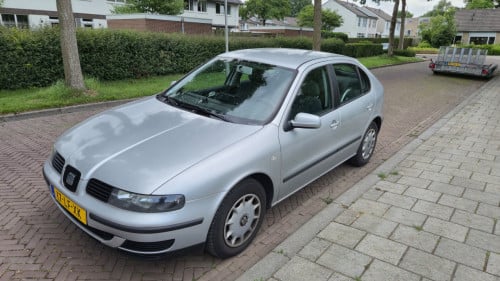 Seat Leon 1.6 uit 2002 – Airco, Bluetooth radio, Android auto