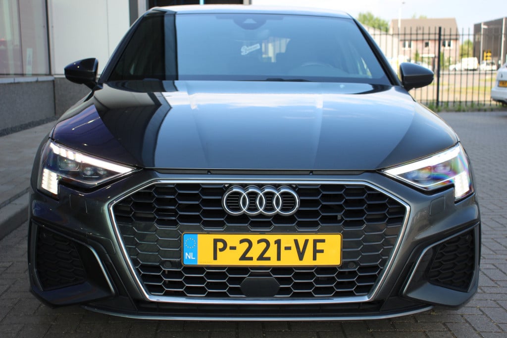 Audi A3 sportback 30 tfsi s edition | 26dkm