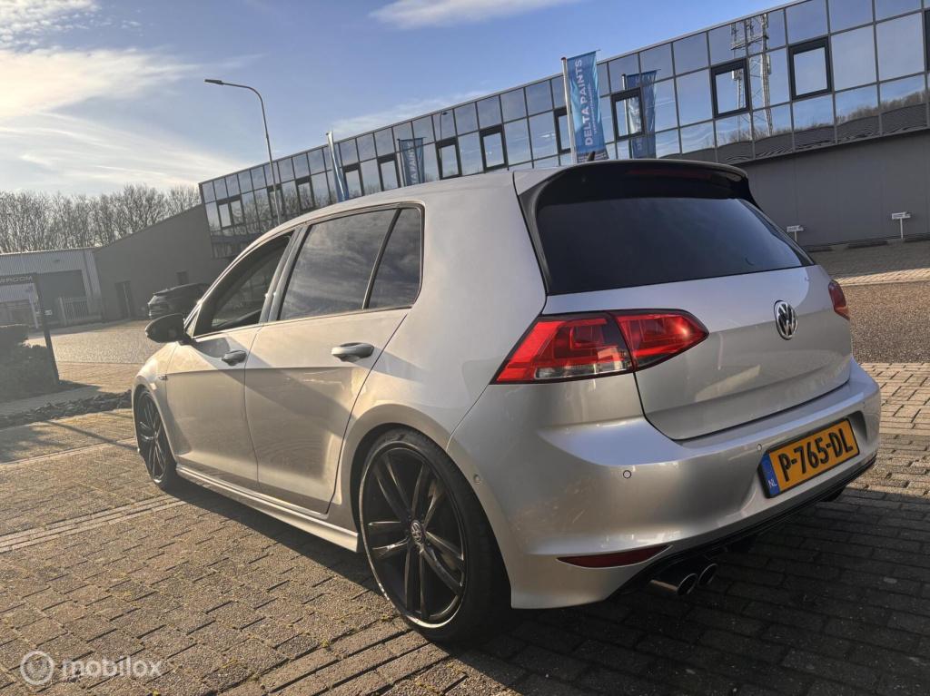 Volkswagen Golf 1.4 tsi cup edition r-line