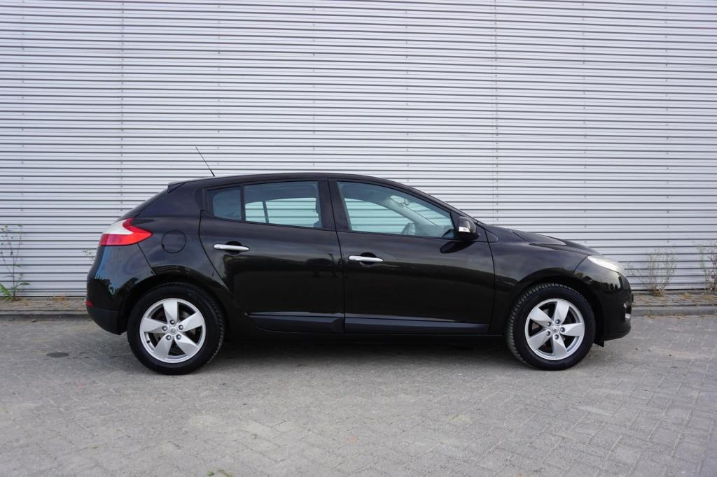 Renault Megane 1.6 sélection business sport airco / navi / cruise / elektr.