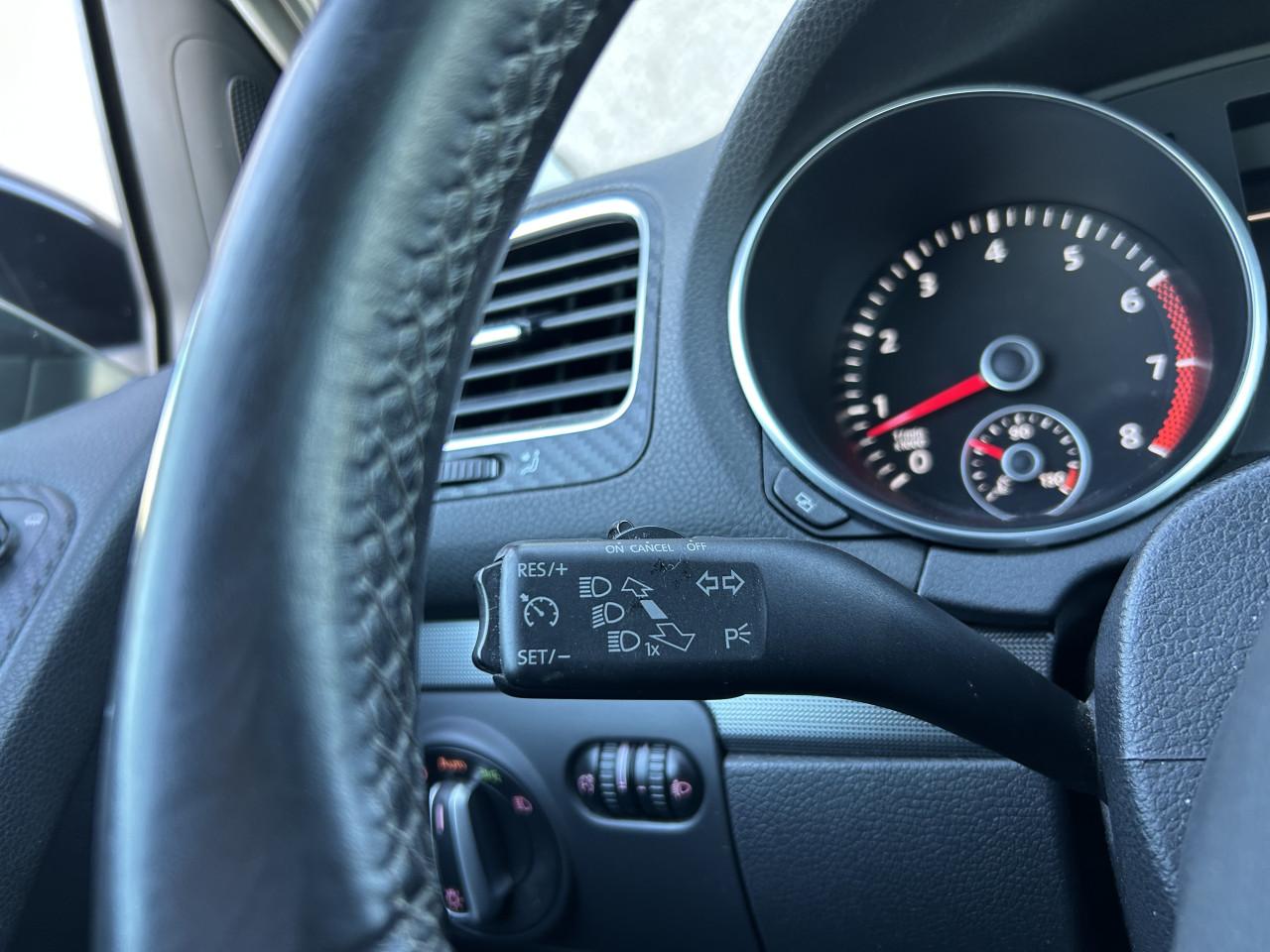 Volkswagen Golf 1.2 TSI Style BlueMotion/CRUISE CONT/CARPLAY