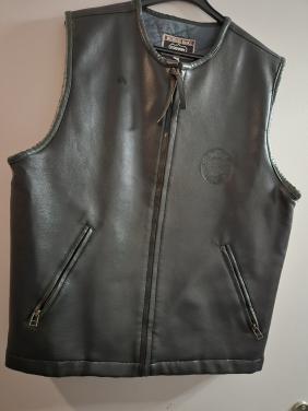 Leren gilet of motorvest van het merk Patented Basics Esquire Maat S