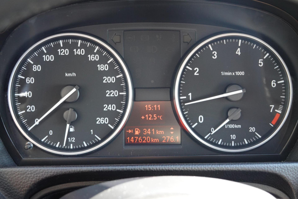 BMW 3-serie coupé 320i corporate lease business line sport