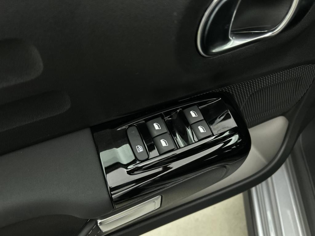 Citroen C3 82 pk plus | rijklaar | stoelverwarming | navigatie | comfort st