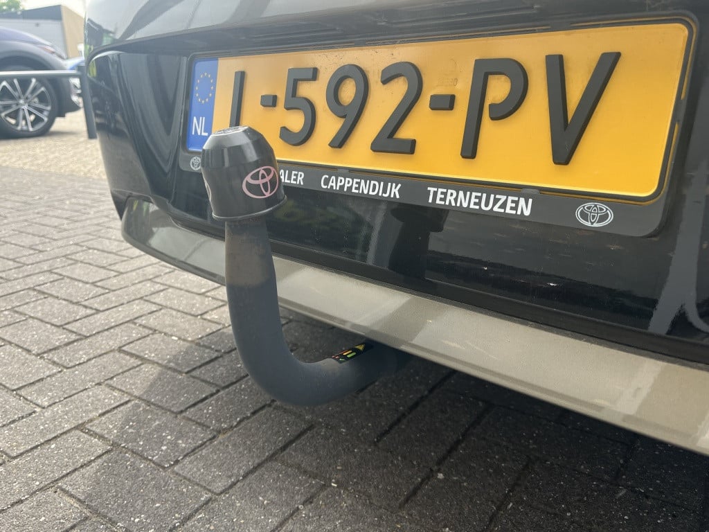 Toyota Corolla | nieuw binnen | 1.8 hybrid comfort | camera | trekhaak |