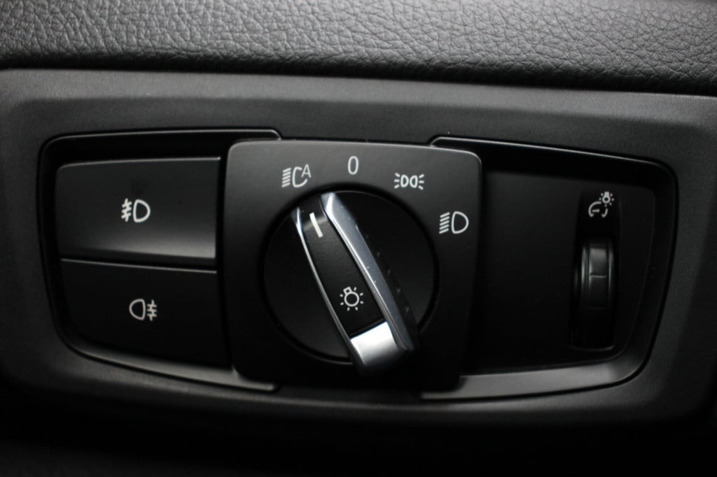 BMW 2-serie active tourer 216i centennial high executive | leder | hud | de