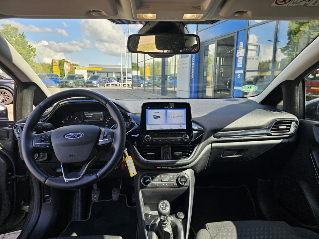 Ford Fiesta 1.0 ecoboost hybrid titanium