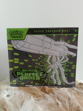Pokèmon Perfect Order Elite trainer box