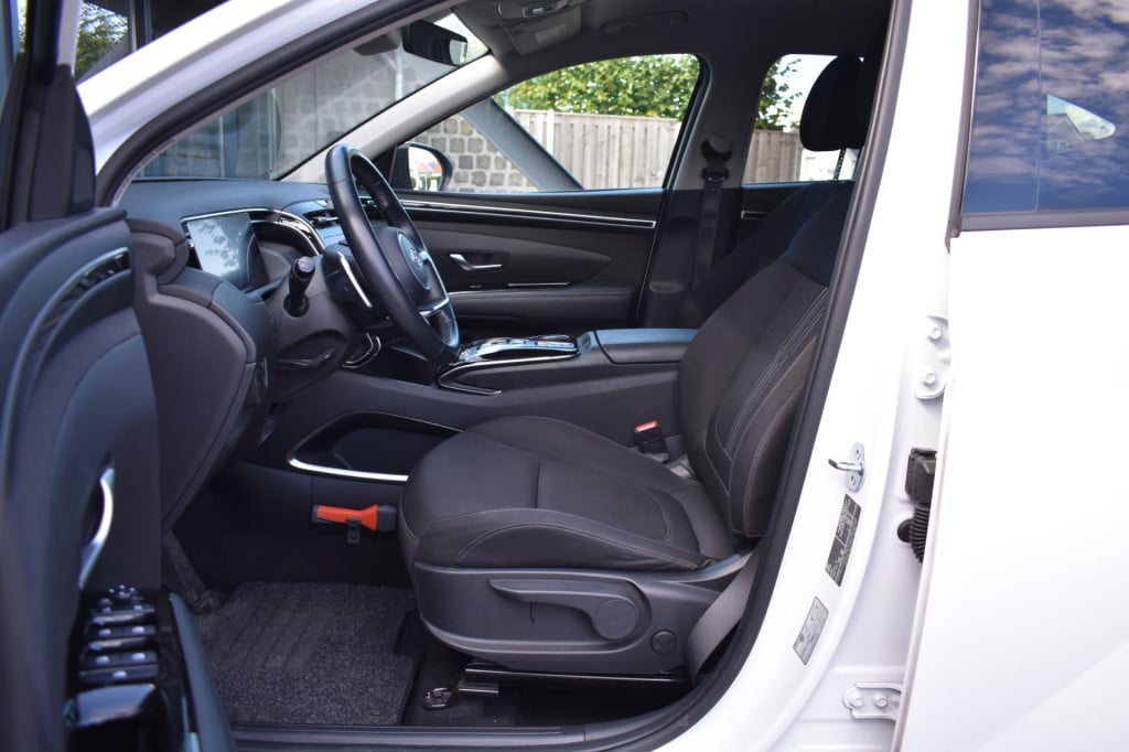 Hyundai Tucson Hybrid 1.6 t-gdi hev camera | stoelverwarming | dealer onder