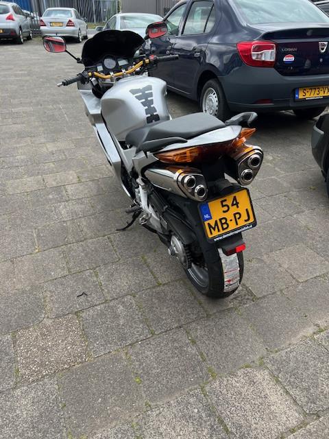 Honda VFR800 VTEC