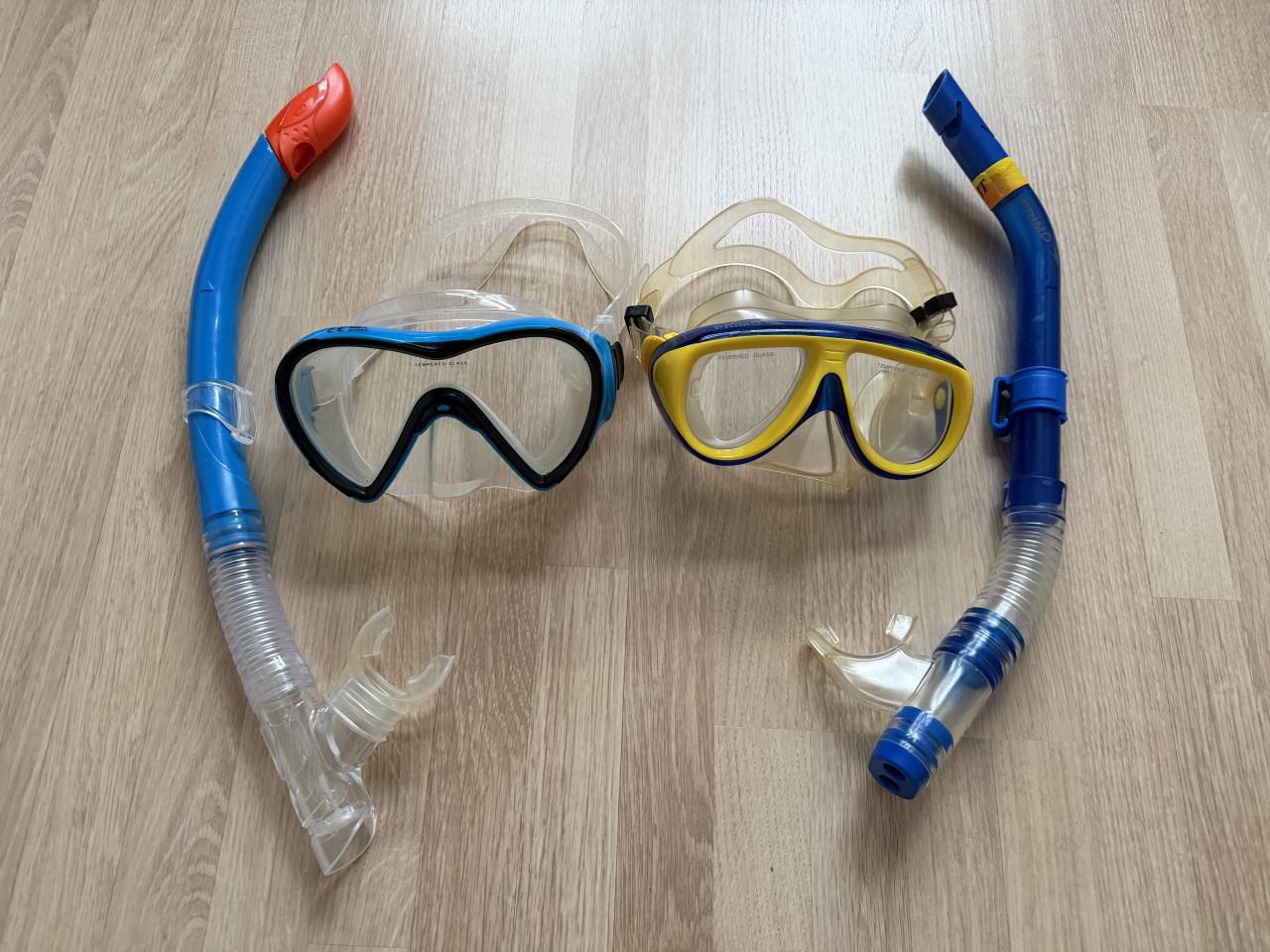 2 snorkelsets man/vrouw formaat