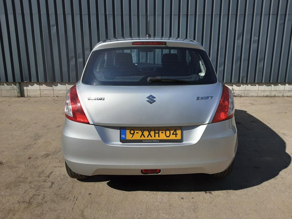 Suzuki Swift 1.2 base easss
