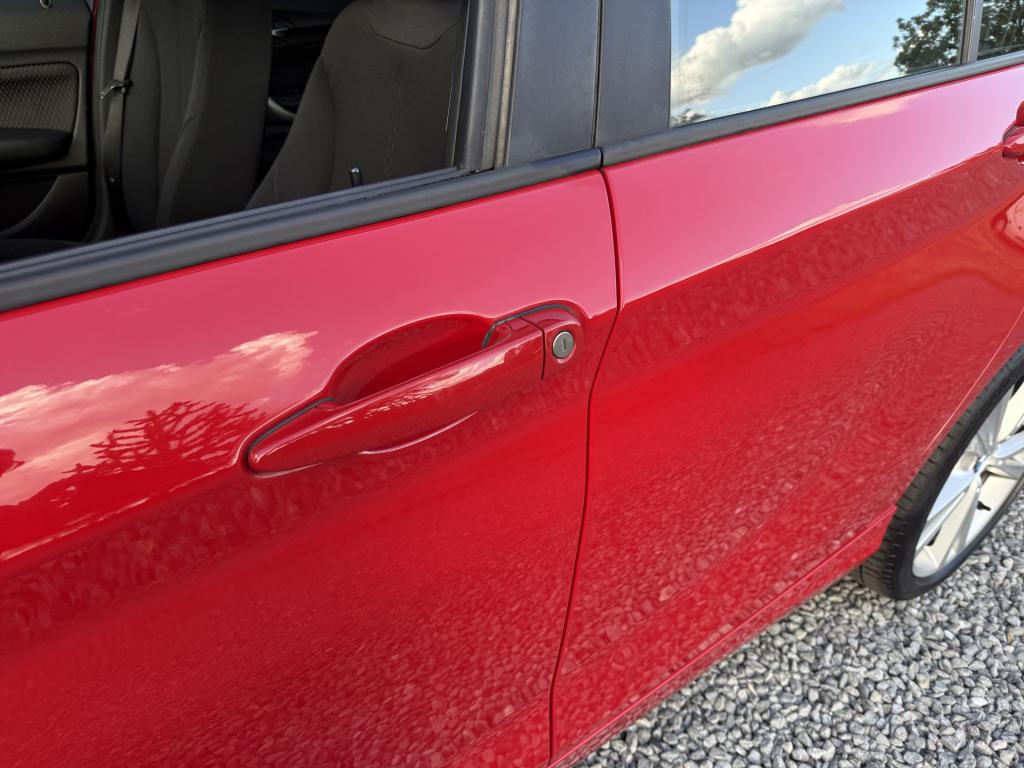 BMW 1 Serie 114i ede business 5-drs
