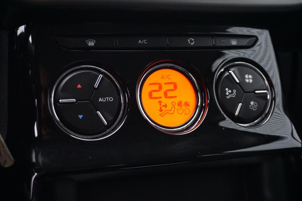 Citroen C3 1.0 puretech collection climate / navi / cruise / dab / stoelver