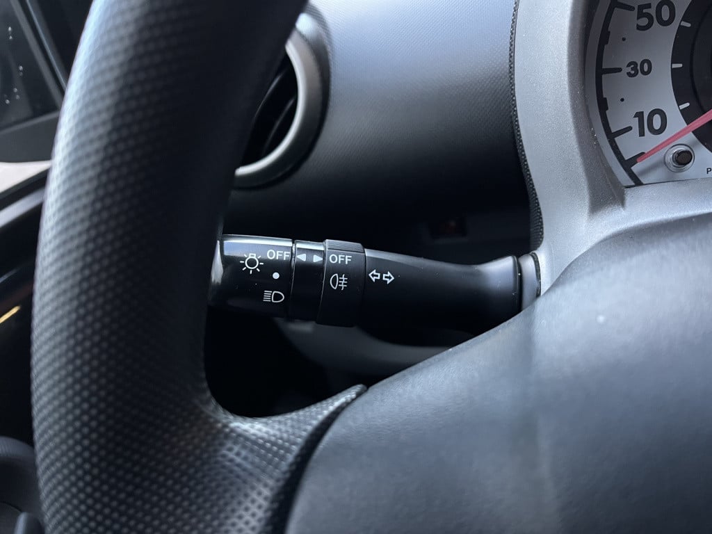 Toyota Aygo 1.0-12v comfort 5-deurs | automaat | park. sensoren | lichtmeta