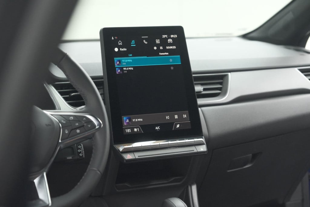 Renault Captur mild hybrid 160 edc techno | camera | navigatie | apple carp