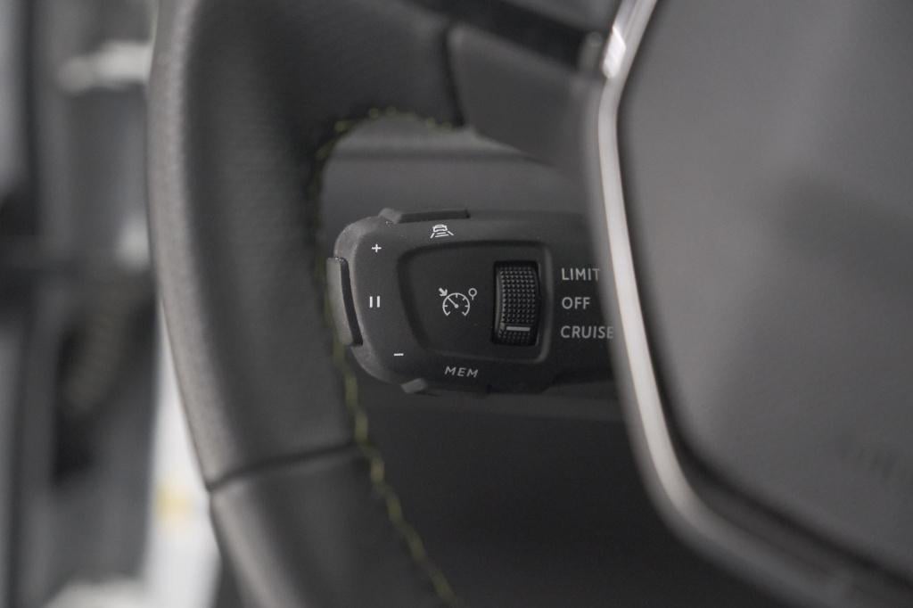 Peugeot 2008 puretech 130 eat8 gt | 360 camera | adaptieve cruise control |