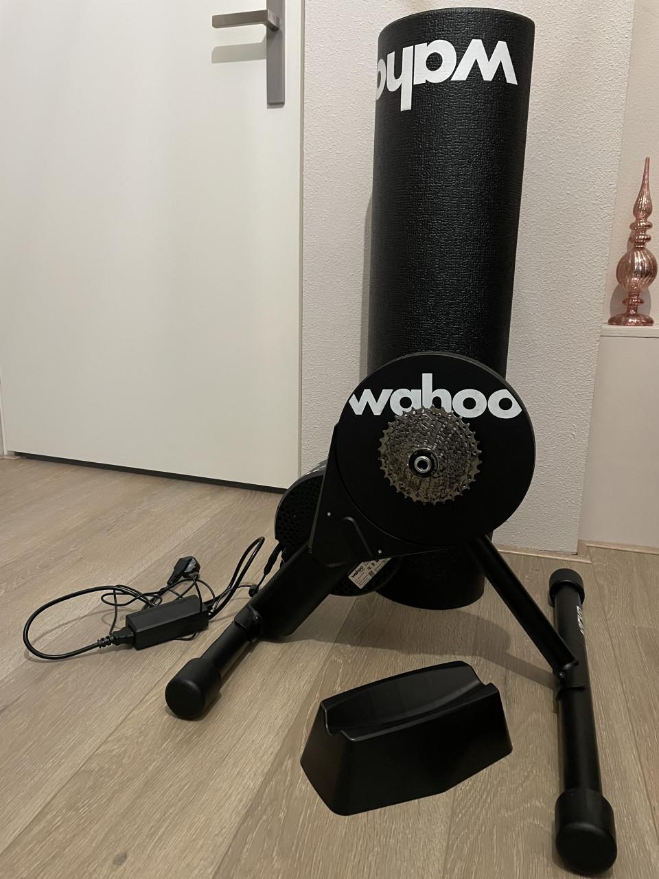 Wahoo Kickr Core Direct Drive Fietstrainer incl. toebehoren