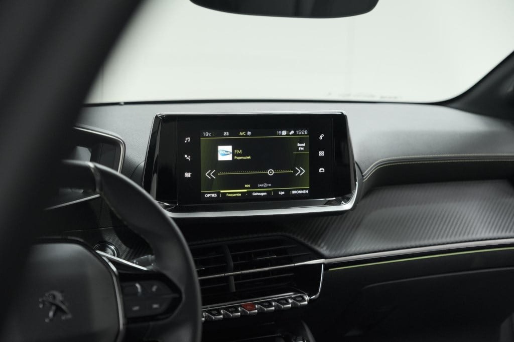 Peugeot 208 puretech 100 gt | camera | adaptieve cruise control | navigatie
