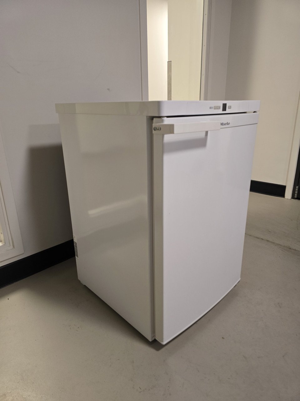 Te Koop nieuw model Miele Tafelmodel A+ vriezer*****