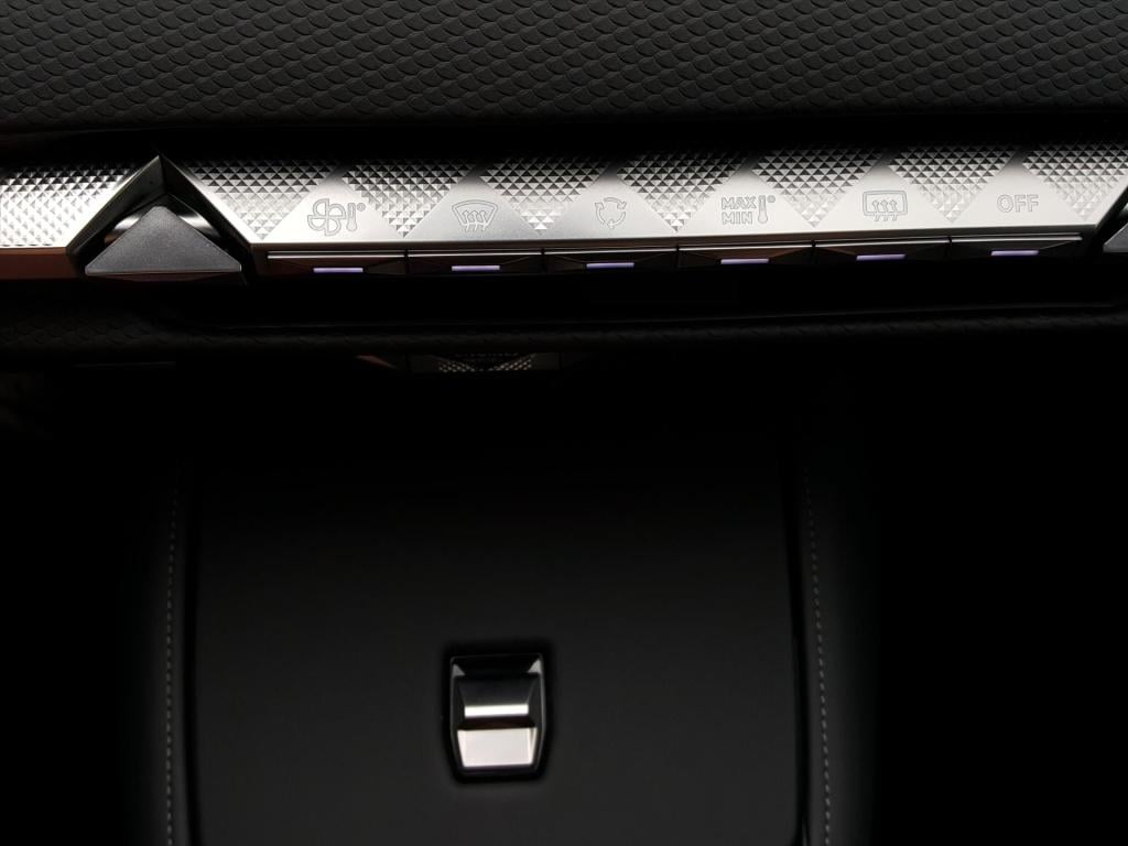 Ds Ds 4 1.6 e-tense hybride-autom trocadero navi | cruise & climate control