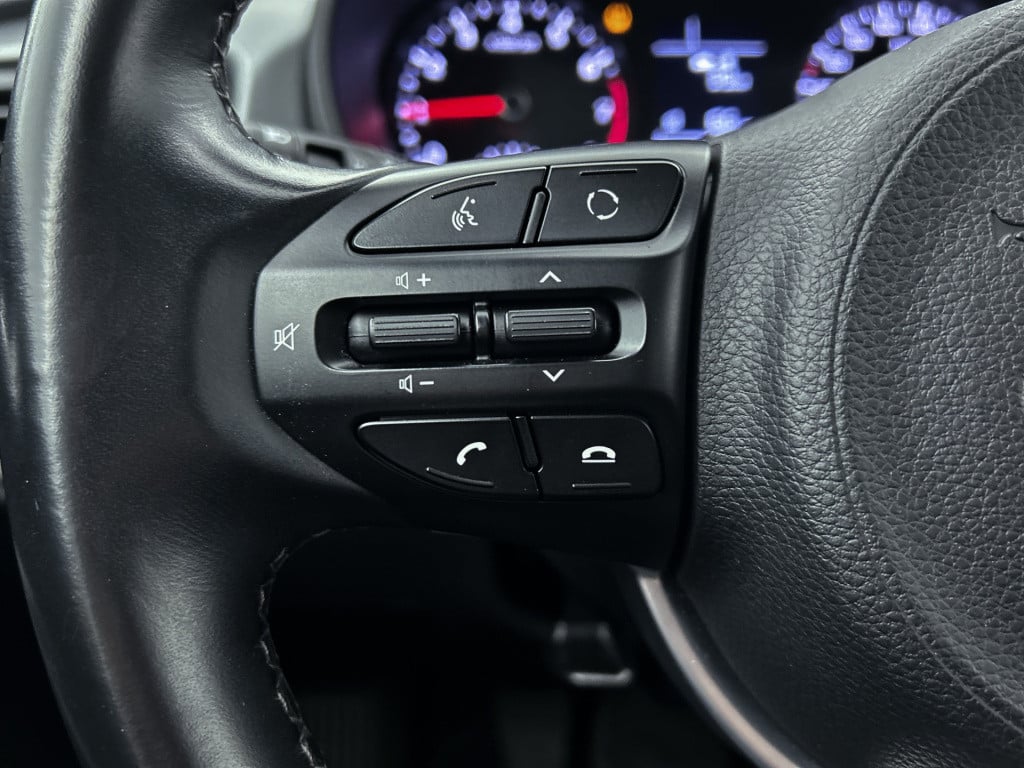 Kia Rio 1.0 tgdi dynamicline | lichtmetalen velgen | parkeercamera | naviga