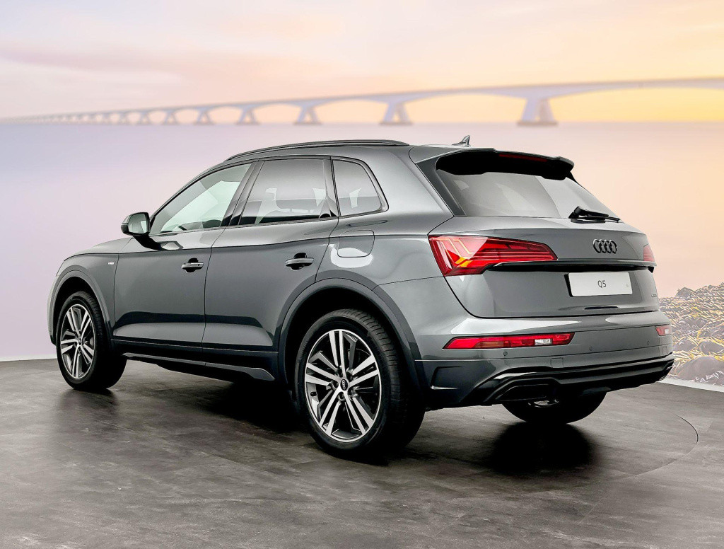 Audi Q5 s edition competition 50 tfsi e 220 kw / 299 pk su