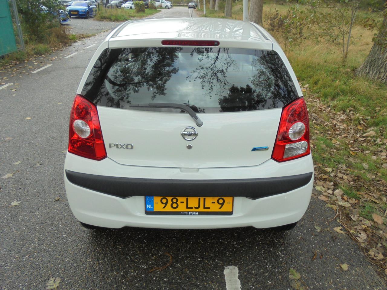Pixo leuke zeer zuinige auto in een mooie helder witte kleur met N.A.P