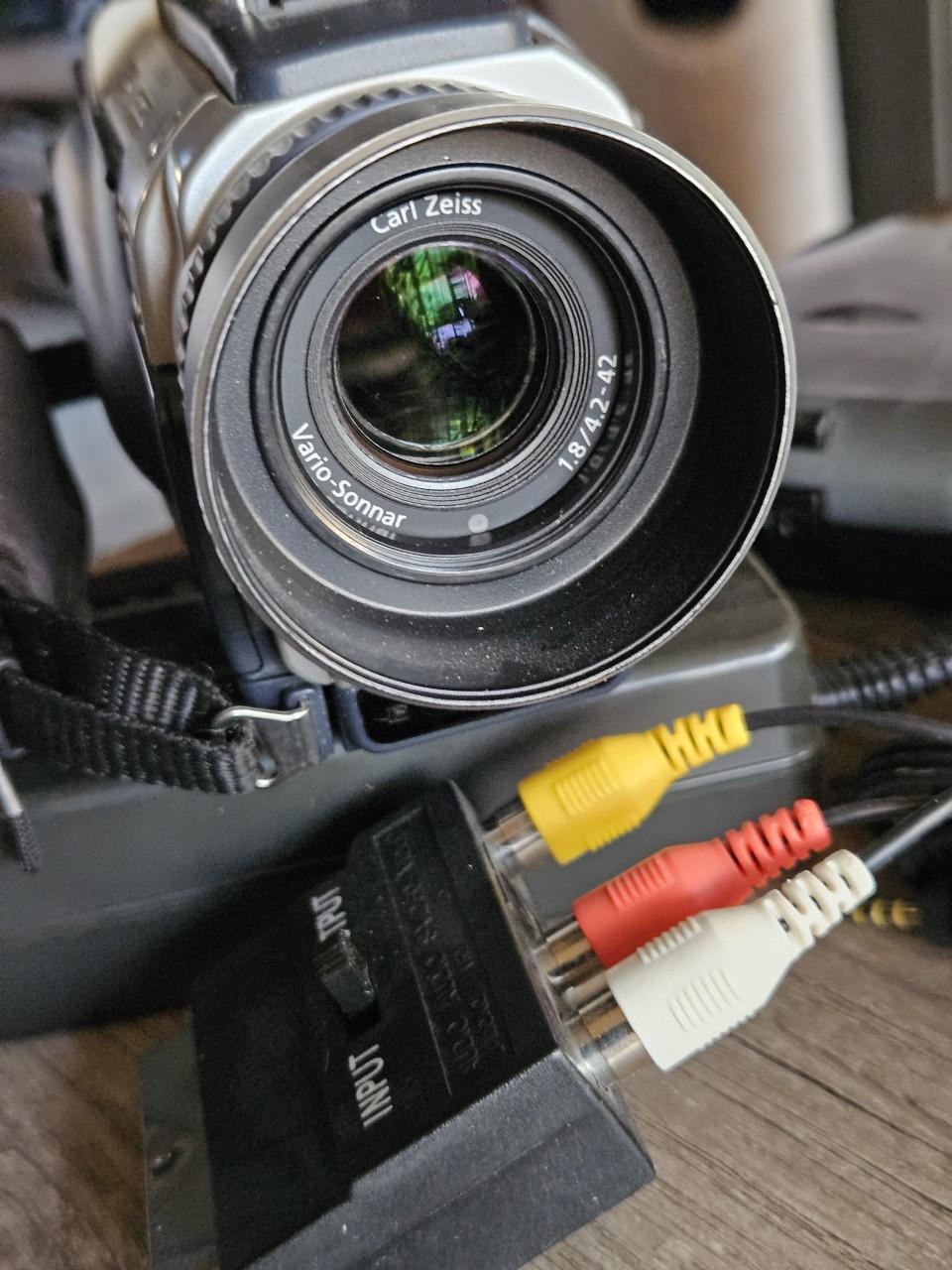 Complete en werkende Sony DCR-TRV30 e mini dv camcorder