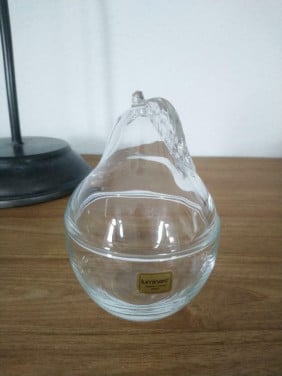 Vintage Luminarc schaaltje met deksel / bonbonniere (peer)