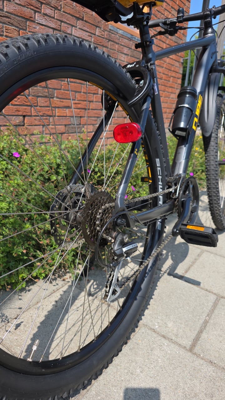 CUBE | AIM RACE | 29 INCH | FRAME 52 CM | 3X8 | NETTE STAAT!