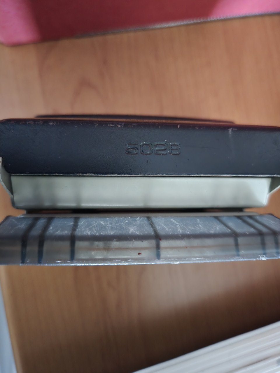 Leitz 5028 Vintage 2-gaats perforator Duitsland