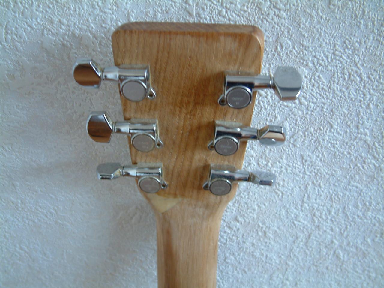 Jumbo gitaar western  goede klank  95 euro