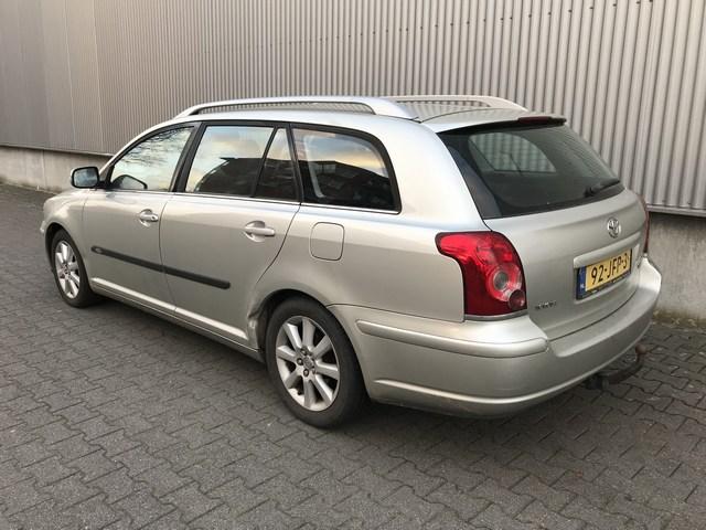 Toyota Avensis wagon 2.0 d-4d luna business clima | navi | cruise | trekhaa