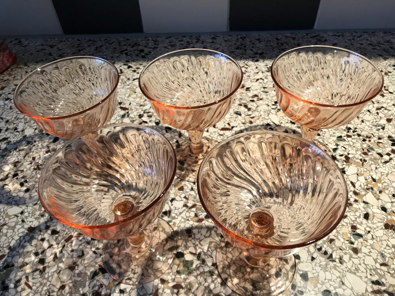 5  Arcoroc Franse roze champagnecoupes