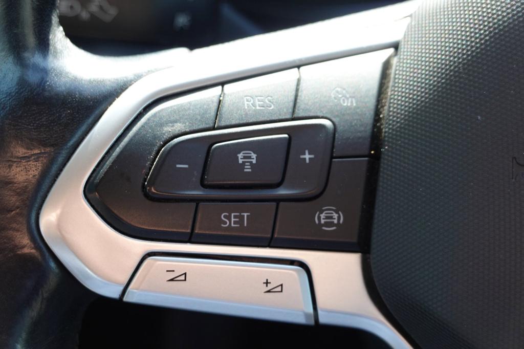 Volkswagen Transporter 2.0 tdi l2h1 30 dc 150-pk automaat bulli