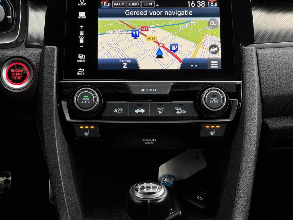 Honda Civic 1.0 i-vtec executive nl-auto, panoramadak + trekhaak!